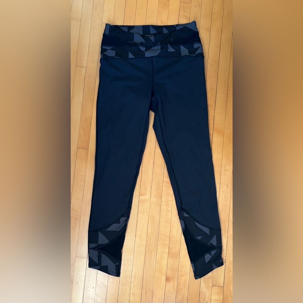 Oiselle Black Tights Geometric Size 4